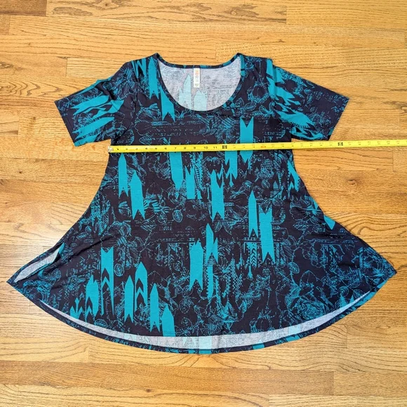 LuLaRoe Women's Perfect Tee Blue & Teal Abstract Floral Short Sleeve Top Size M - Picture 4 of 6